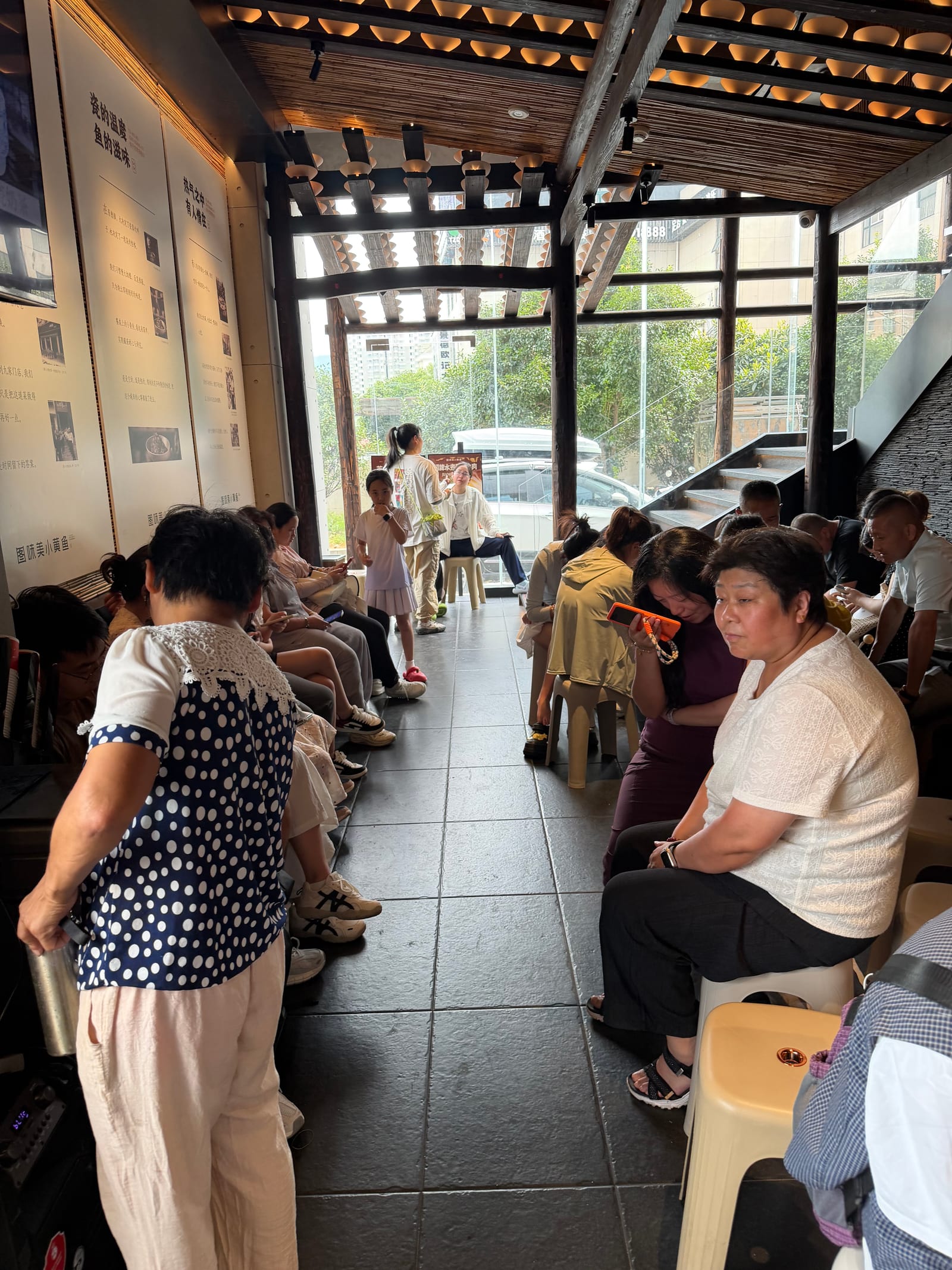 带家人来陶溪川吃饭,怎样照顾不同口味?